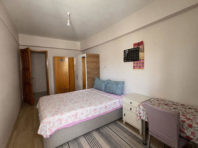 YEŞİLYURTUN EN MERKEZİ NOKTASINDA FERAH 3+1 DAİRE
