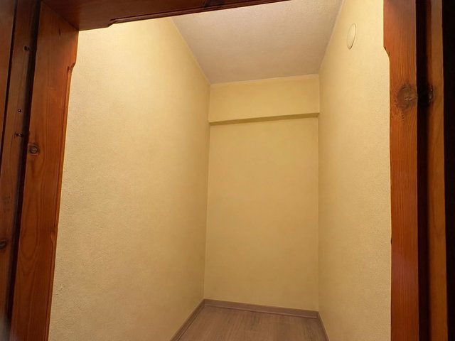 YEŞİLYURTUN EN MERKEZİ NOKTASINDA FERAH 3+1 DAİRE