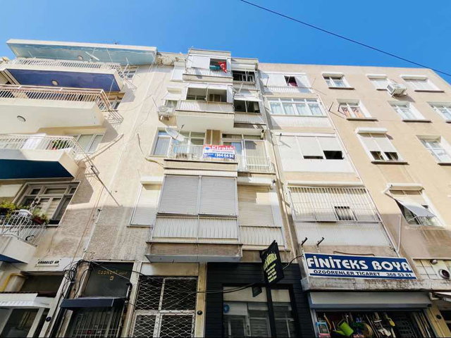 KARŞIYAKA ÇARŞI VE IZBAN YAKINI EŞYALI KİRALIK 2+1 DAİRE