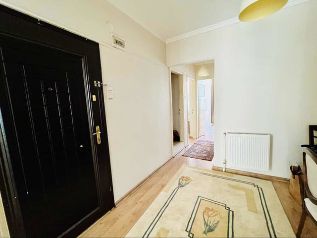 KARŞIYAKA ÇARŞI VE IZBAN YAKINI EŞYALI KİRALIK 2+1 DAİRE