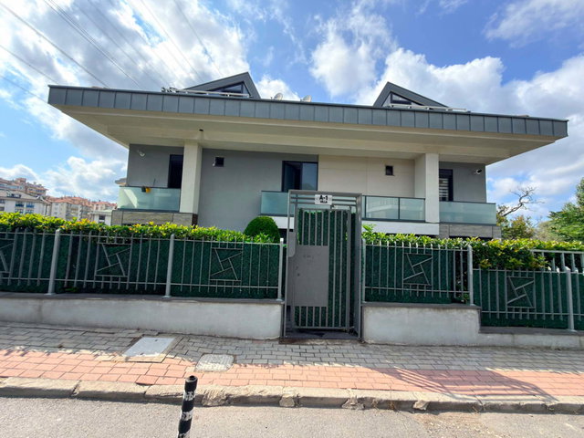 MARITZA LOFT SITESI VILLA ETABI SATILIK 2+1 ÇATI DUBLEKS