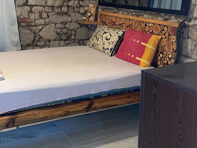 DİKİLİ KABAKUMDA DENİZ MANZARALI MÜSTAKİL EV
