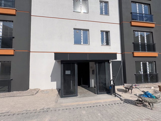 DORA PARK GOLD B BLOK 8.KAT GENİŞ FERAH 4+1