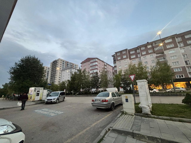 REMAX ARTIS'DEN YILDIZKENT'TE SATILIK 3+1 DAIRE