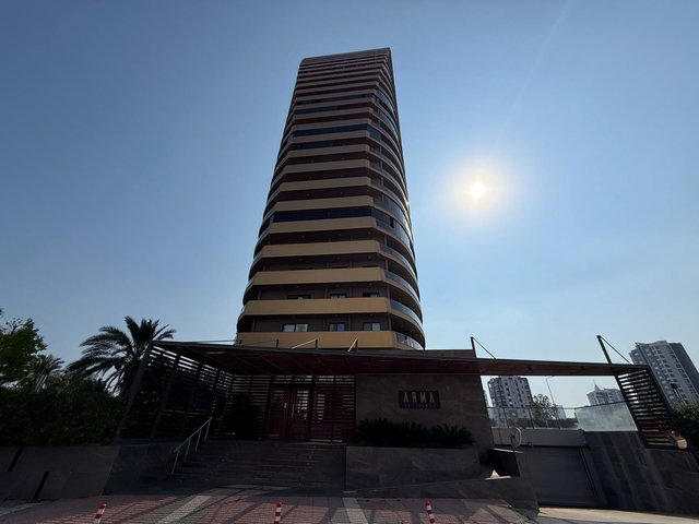 REMAX RİNA'DAN FUATMOREL MAH.DE PRESTİJLİ SİTEDE LÜKS 5+1