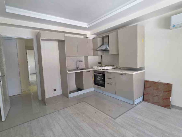 ERENKÖY DE YENI BINADA KIRALIK 2+1 DAIRE