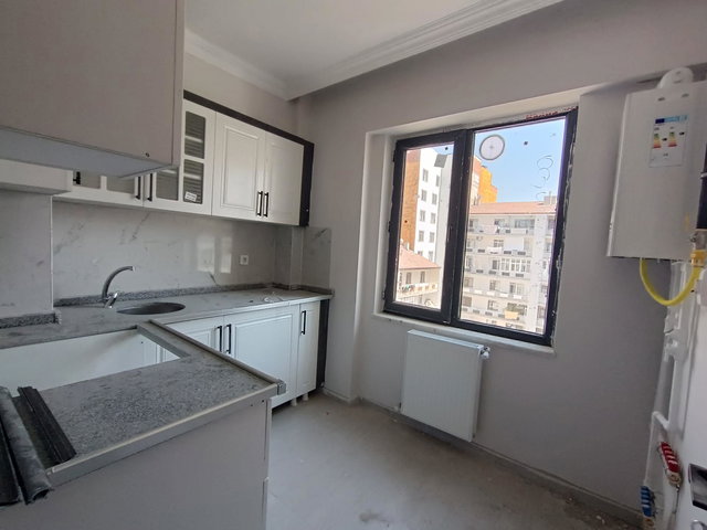 REMAX DOĞU | ÜNİVERSİTE MAHALLESİ SIFIR YAPILI 2+0 KİRALIK DAİRE