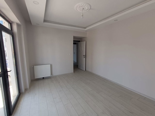 REMAX DOĞU | ÜNİVERSİTE MAHALLESİ SIFIR YAPILI 2+0 KİRALIK DAİRE