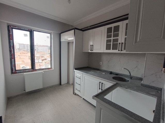REMAX DOĞU | ÜNİVERSİTE MAHALLESİ SIFIR YAPILI 2+1 KİRALIK DAİRE