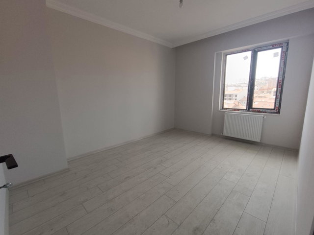 REMAX DOĞU | ÜNİVERSİTE MAHALLESİ SIFIR YAPILI 2+1 KİRALIK DAİRE