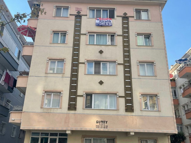 MAREŞAL ÇAKMAK MAHALLESİNDE TADİLATI YENİ YAPILMIŞ DAİRE