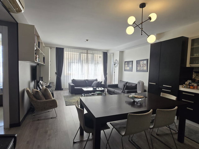 BOMONTI ELYSIUM RESIDENCE'DA 2+1 YENILENMIŞ ARA KAT