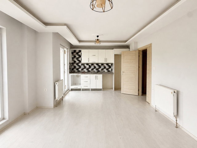 KARTEPE UZUNÇİFTLİK KİRALIK 1+1 ÇİFT BALKONLU GENİŞ DAİRE