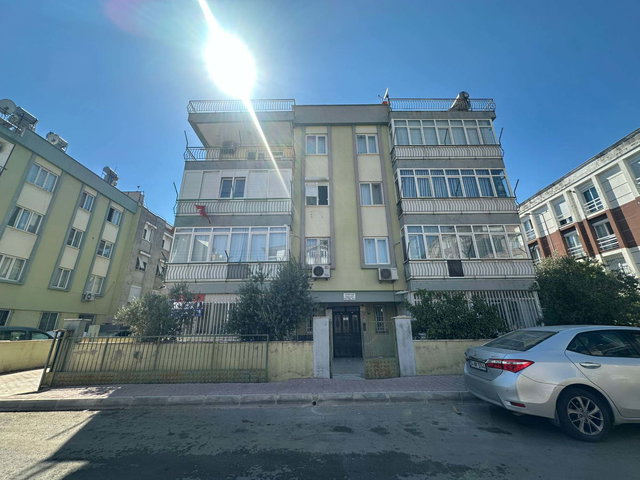 TRAMVAY DURAĞINA 100 M. MESAFEDE SATILIK DOĞALGAZLI 2+1 DAİRE