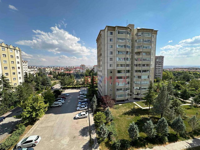 ERYAMAN 3.ETAP ÖZAHİKENT SİTESİNDE SATILIK 3+1 DAİRE!