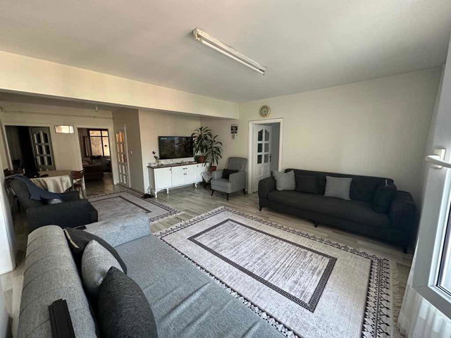 ŞİŞLİ YAYLA MAHALLESİ'NDE 3+1 | GENİŞ KULLANIM ALANLI SATILIK DAİRE