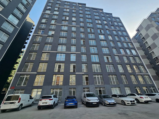 HAYATPARK4 SITESI 8.KAT AYRI MUTFAK AVANTAJLI SATILIK 2+1 DAIRE