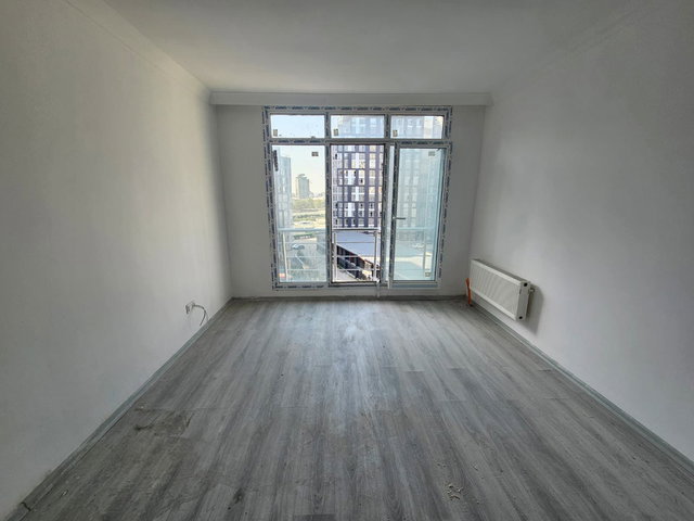 HAYATPARK4 SITESI 6.KAT AÇIK MUTFAK AVANTAJLI SATILIK 2+1 DAIRE