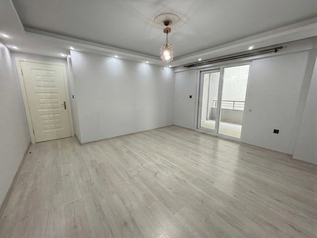 RE/MAX İNCİ'DEN 1.SAKARYA ÇAKMAK CADDESİ YAKINI SATILIK 2+1 DAİRE