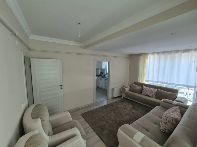ÇANAKKALE MERKEZ ESENLER’DE EŞYALI 2+1 KİRALIK DAİRE