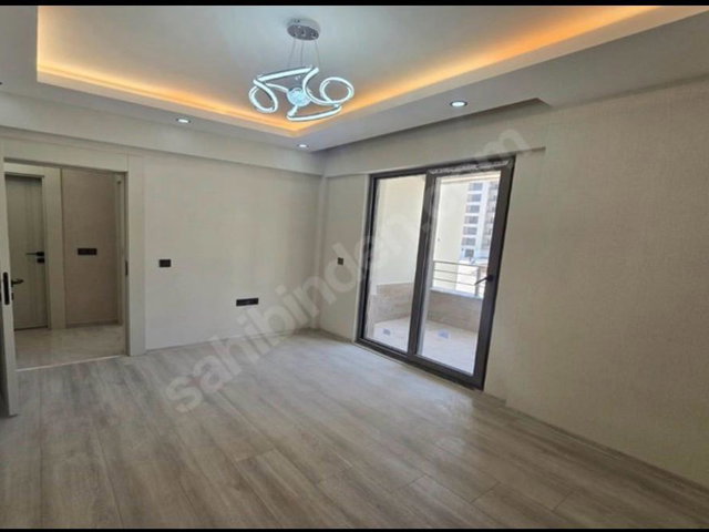 MAVIKENT'TE SATILIK 2.5+1 DAIRE 110M² ÖNÜ AÇIK