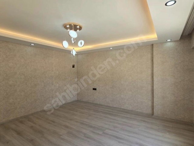 MAVIKENT'TE SATILIK 2.5+1 DAIRE 110M² ÖNÜ AÇIK