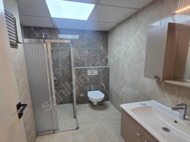 MAVIKENT'TE SATILIK 2.5+1 DAIRE 110M² ÖNÜ AÇIK