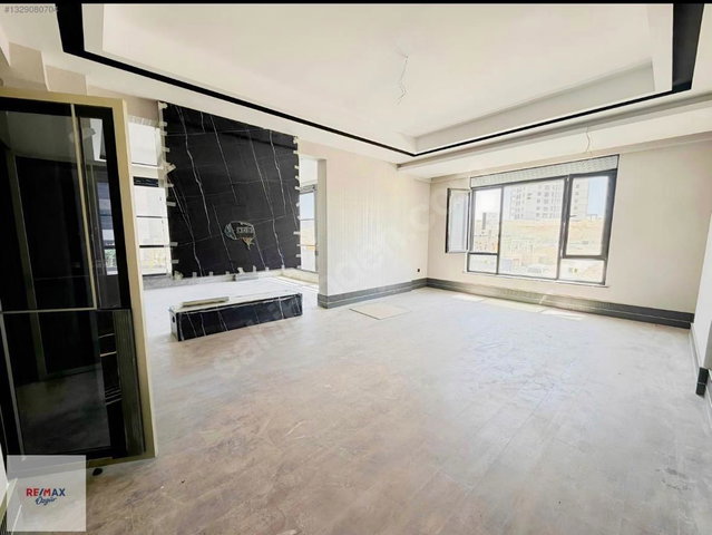 İBRAHİMLİ SANCAKTEPE'DE YENİ NESİL MİMARİ 3,5+1 FIRSAT DAİRE