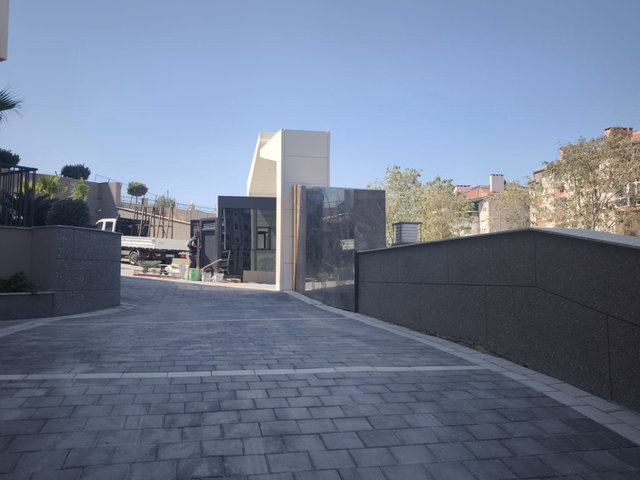 ULUKENT GÜLTEKİN PERA 2  EŞYALI HAVUZ CEPHE KÖŞE KIRALIK 1+1 DAİRE