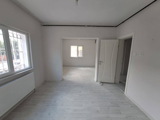 REMAX MİD – ATATÜRK MAHALLESİNDE KİRALIK 2+1 DAİRE