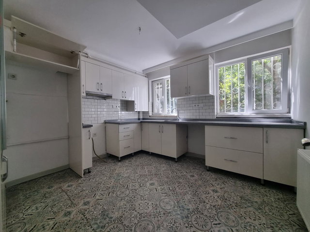EMEK MAHALLESİ İSRAİLEVLERİ'NDE BAHÇE KATI 2+1 KİRALIK DAİRE