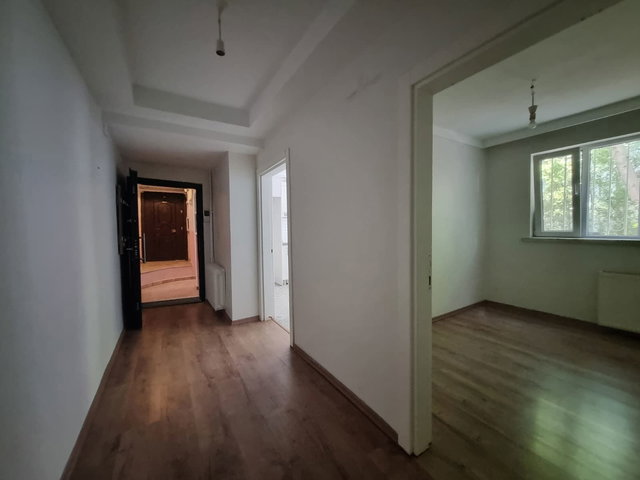 EMEK MAHALLESİ İSRAİLEVLERİ'NDE BAHÇE KATI 2+1 KİRALIK DAİRE