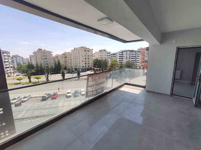RE/MAX DEĞİŞİM'DEN VİSTA TOWER DA KİRALIK 3+1 DAİRE