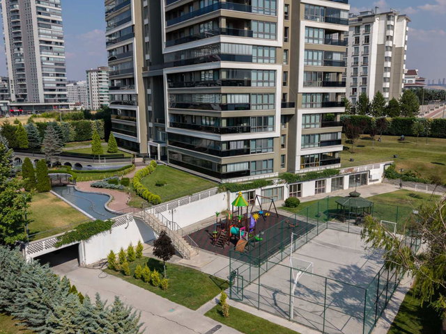 YAŞAMKENT MEGARON SİTESİNDE KİRALIK 4+1 DAIRE