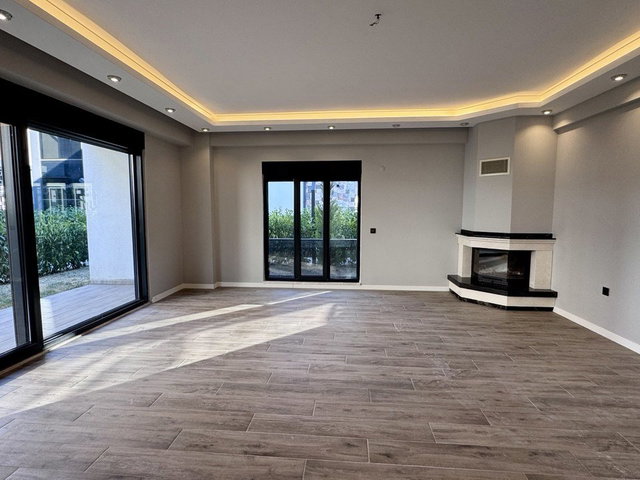DEĞIRMENDERE ÖRCÜN'DE SITE İÇI SIFIR 4+1 SATILIK VILLA