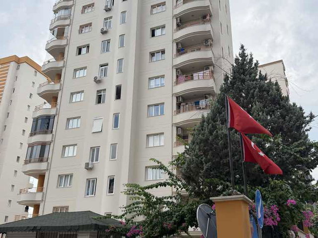RE/MAX OVA’DAN HUZUREVLERİ’NDE ARMA PROJE’DE 5+1 LÜKS SATILIK DAİRE