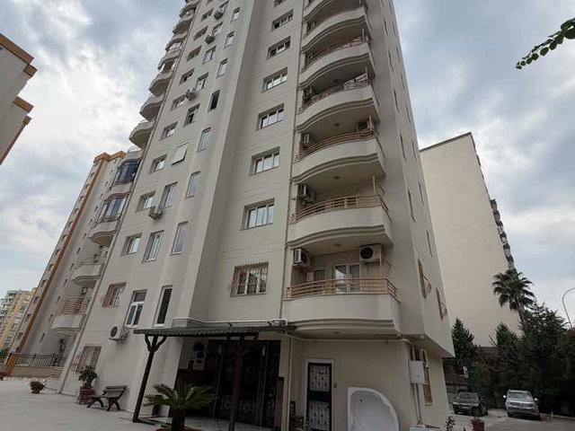RE/MAX OVA’DAN HUZUREVLERİ’NDE ARMA PROJE’DE 5+1 LÜKS SATILIK DAİRE