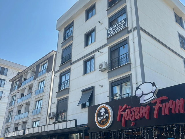 TUZLA İSTASYON MAH ÇİÇEKÇİLER CAD MARMARAYA ÇOK YAKIN AYDINLIK, FERAH VE KEYİFLİ 1+1 KİRALIK DAİRE