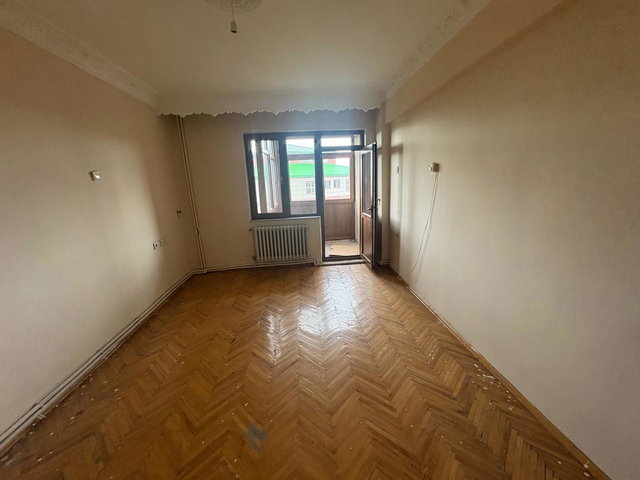 REMAX İLKE'DEN ŞEHİR MERKEZİ'NDE 3+1 SATILIK ARA KAT DAİRE