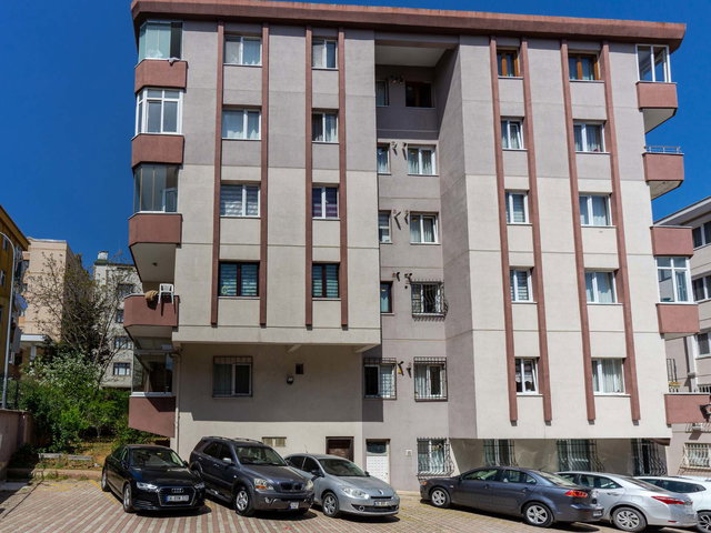 ÜSKÜDAR CUMHURİYET MAHALLESİ SİTE İÇERİSİNDE 3+1 KİRALIK DAİRE