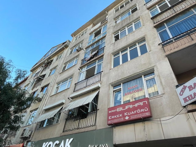 KARTAL SOĞANLIK ATATÜRK CAD. ÜZERİNDE GENİŞ KULLANIM SATILIK3+1