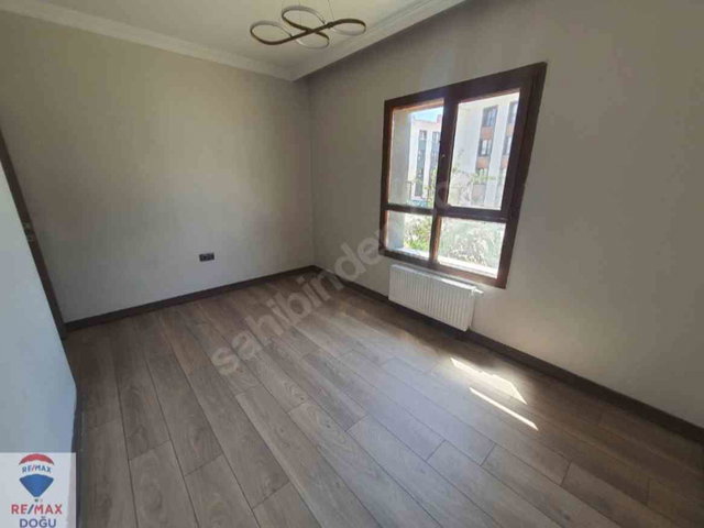 REMAX DOĞU'DAN ÇATALÇEŞMEDE FULL+ FULL YAPILI SATILIK 3+1 DAİRE
