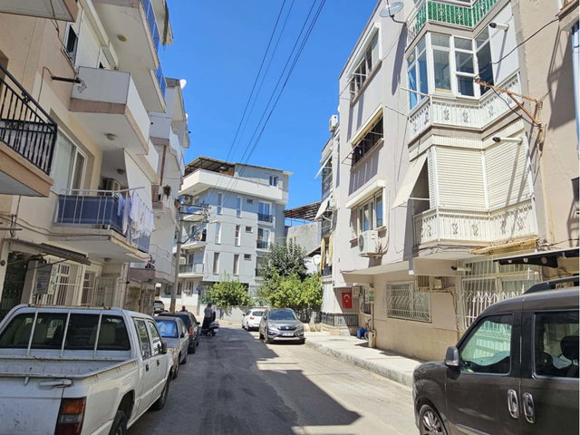 BALÇOVA EĞİTİM MAHALLESİ'NDE TADİLATLI, MASRAFSIZ 3+1