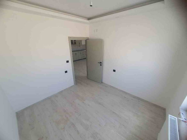 REMAX DOĞU'DAN ATAŞEHİR ARAKAT NET 50 M² SATILIK 1+1 DAİRE