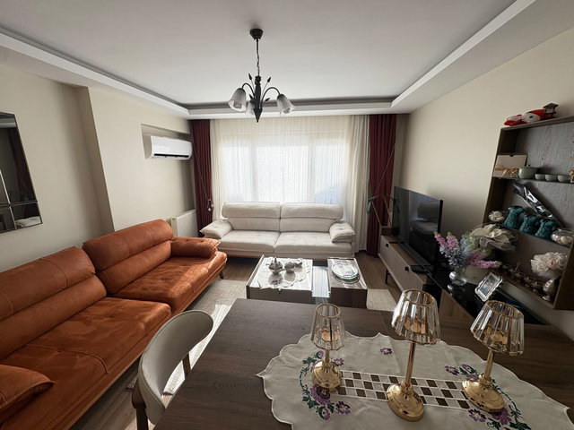 EMEK 18. CADDE'DE FIRSAT SATILIK 2+1 DAİRE
