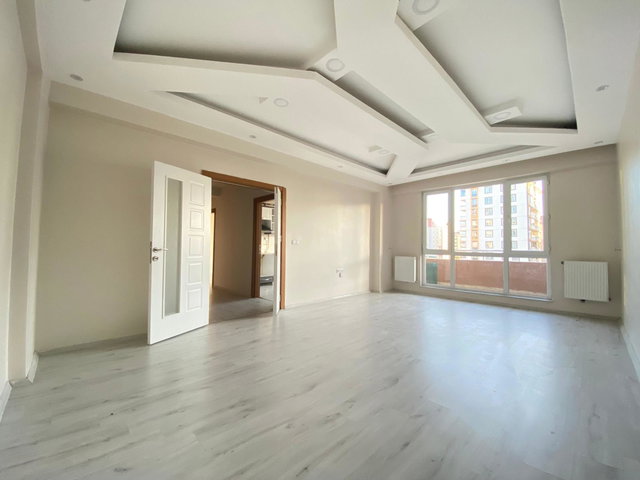 REMAX İLKE'DEN HİLALKENT'TE 3+1 SATILIK DAİRE