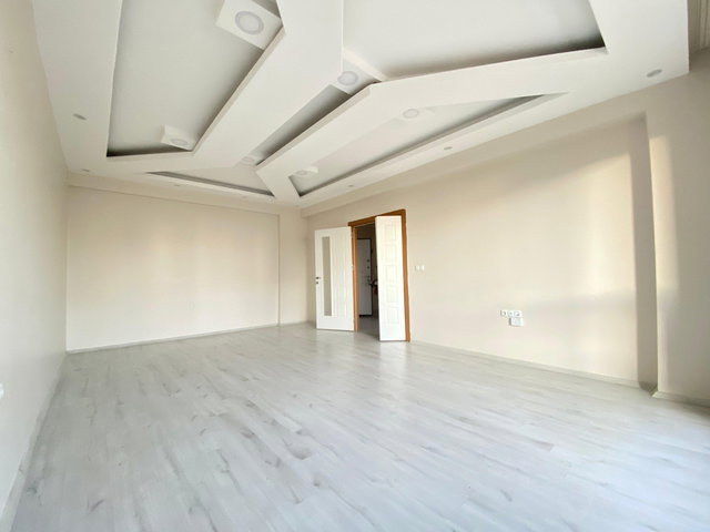 REMAX İLKE'DEN HİLALKENT'TE 3+1 SATILIK DAİRE