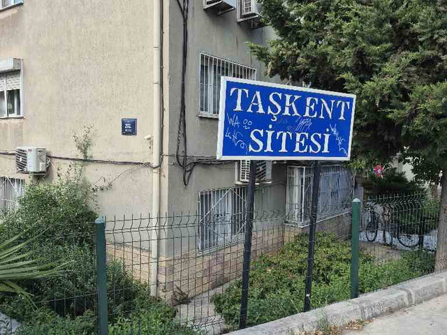 BAYRAKLI’ TAŞKENT DE  KİRALIK EŞYALI 2+1  BALKONLU, DOĞALGAZ KOMBİLİ DAİRE