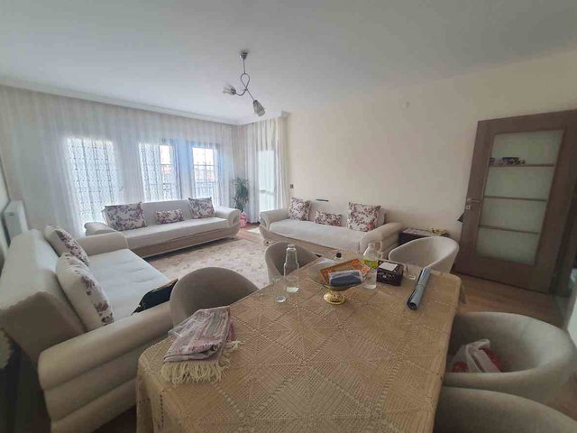 REMAX DOĞU'DAN GÜNEYKENT 3.ETAP'TA SATILIK 3+1 ARA KAT TOKİ