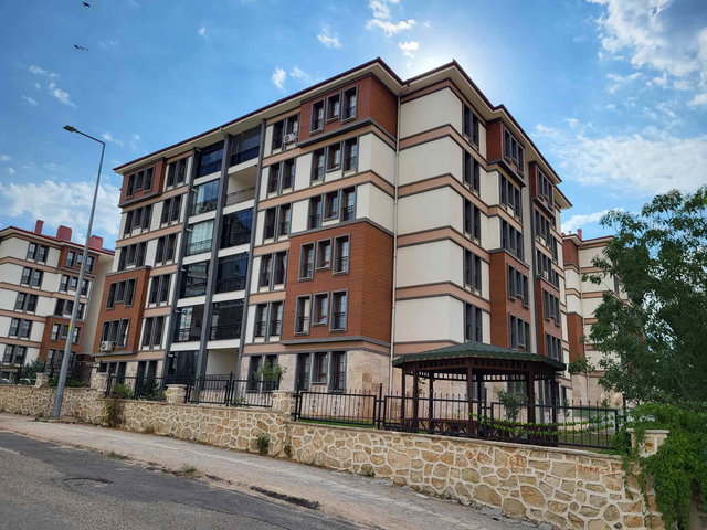 REMAX DEĞİŞİM'DEN ÇAYDAÇIRA MAH ADA KONAKLARI SİTESİNDE SATILIK 3+1 DAİRE